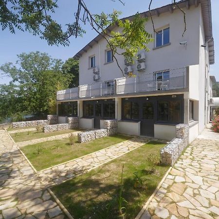 Appart-Hotel Du Lac Foix Exterior foto